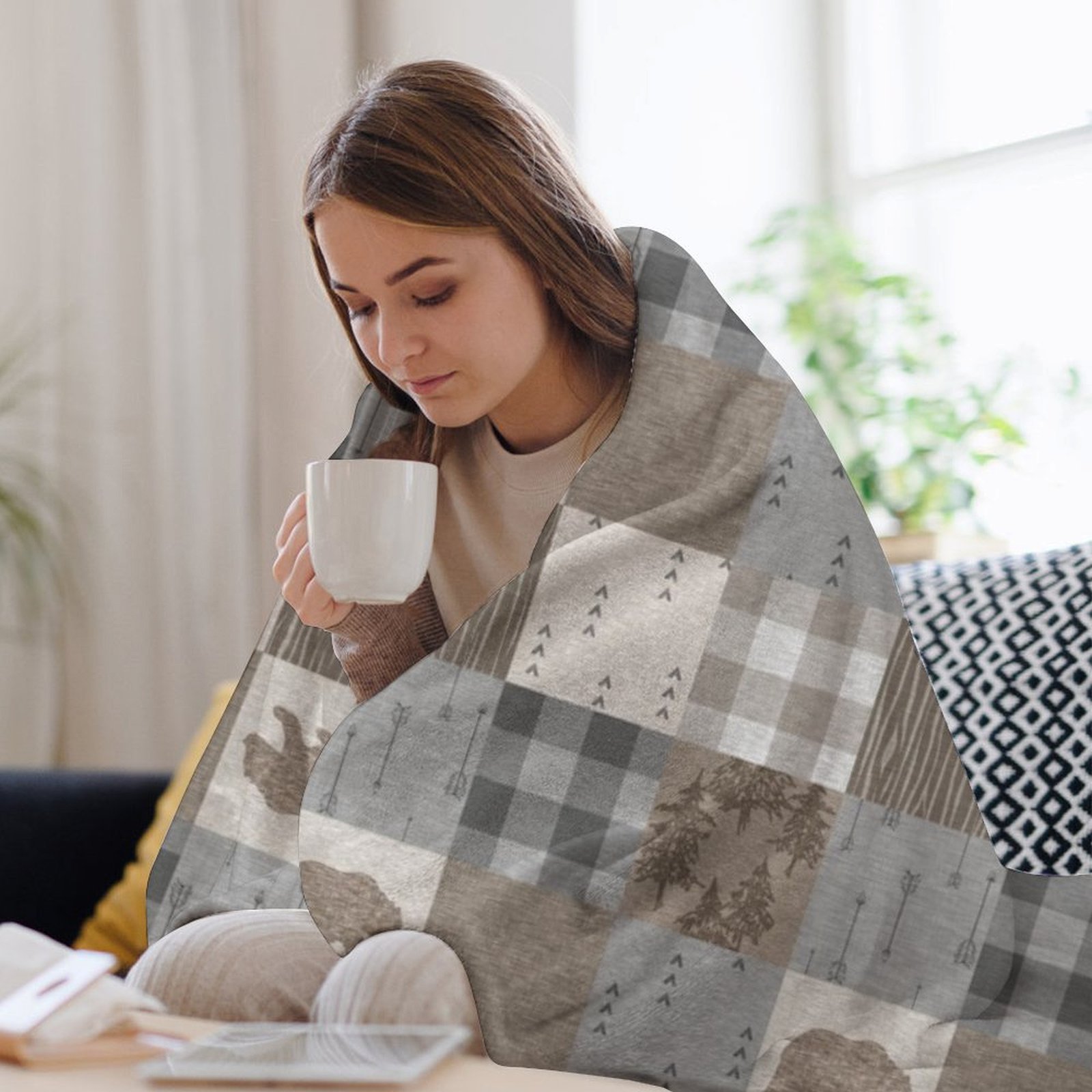 بطانية رمي بنمط الترقيع على شك - مراجعة Neutral Throw Blanket وسعره